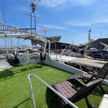 Yate Aloha Hotell Sant Adrià de Besòs Exteriör bild