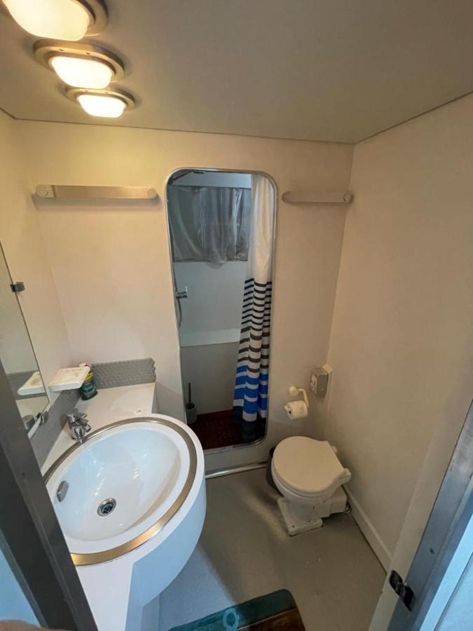 Yate Aloha Hotell Sant Adrià de Besòs Exteriör bild