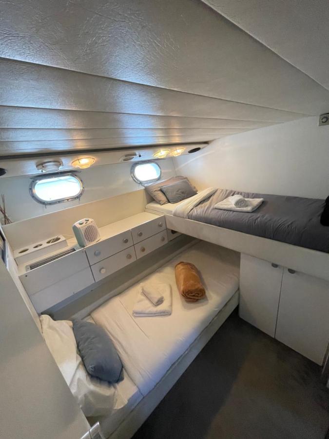 Yate Aloha Hotell Sant Adrià de Besòs Exteriör bild
